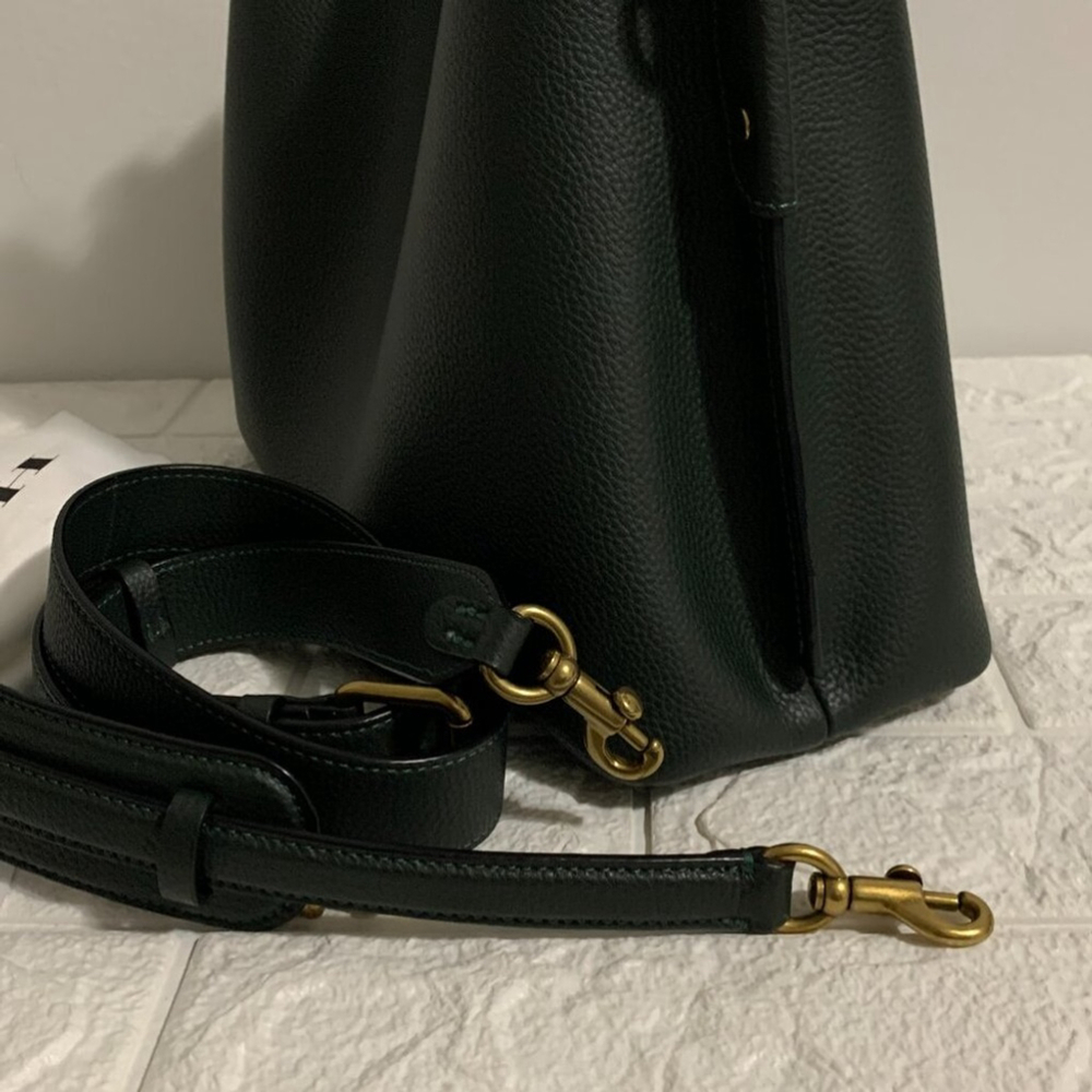 BNWT Coach Willow C2590 Brass/Amazon Green Multi Shoulder Bag In Colorblock - Picture 3 of 9